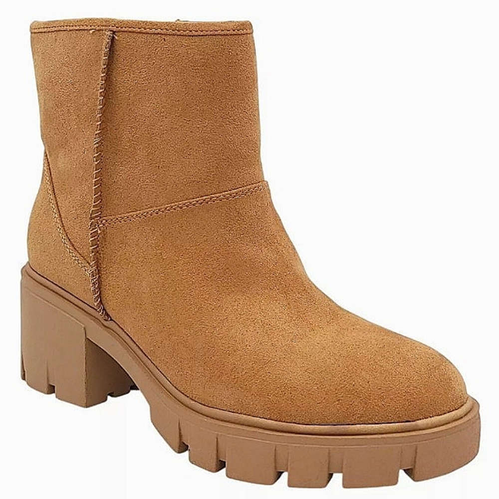 New w/Box Sun + Stone Riyaa Faux Suede Pull-On Lug Sole Ankle Booties Size 8.5